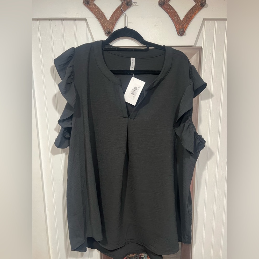 3x Zenana Ruffle Sleeve Top